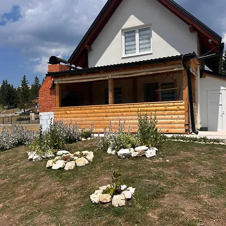 Casa de Férias Vikendica Nuhanovic -